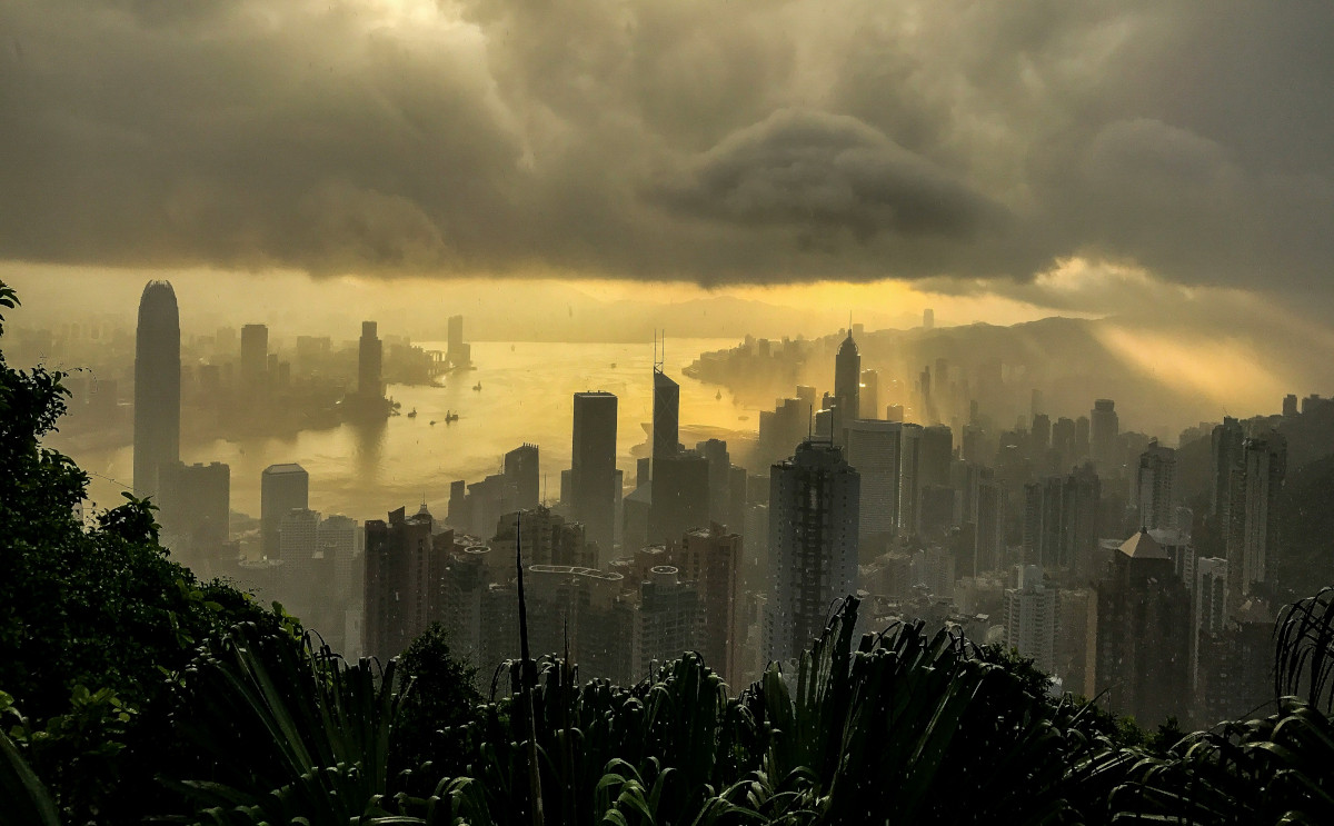 More uncertainties ahead. Photo by Aaron Vanpoole - Unsplash