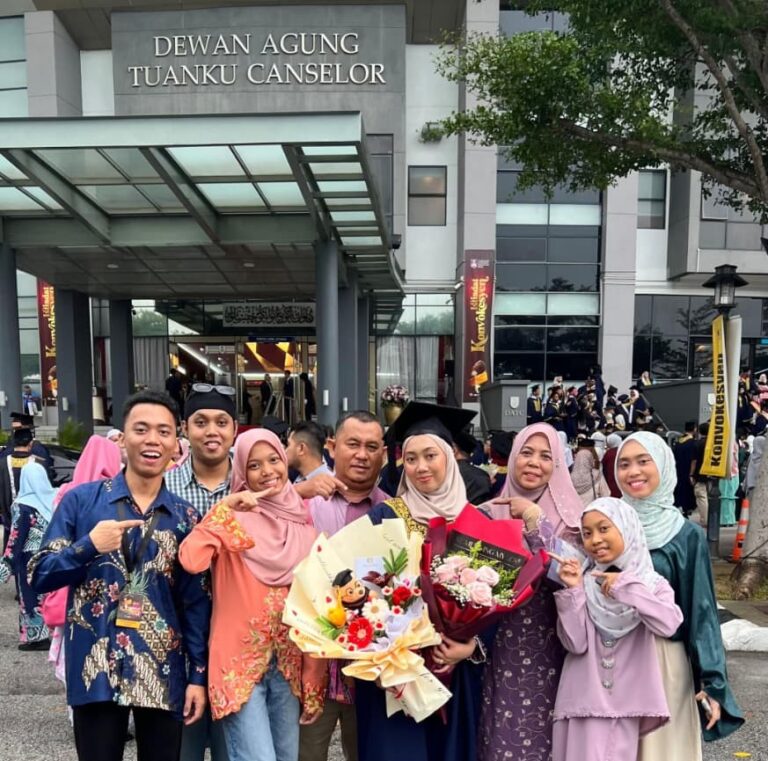 The author (three from right) celebrating her graduating daughter at UiTM