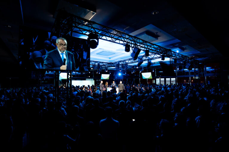 823833-WorldHealthSummit2026-jpe