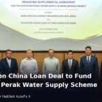 Officials including Prime Minister Anwar Ibrahim and Deputy Prime Minister Fadillah Yusof at the NPWSS financing agreement signing ceremony at Sasana Kijang, Kuala Lumpur