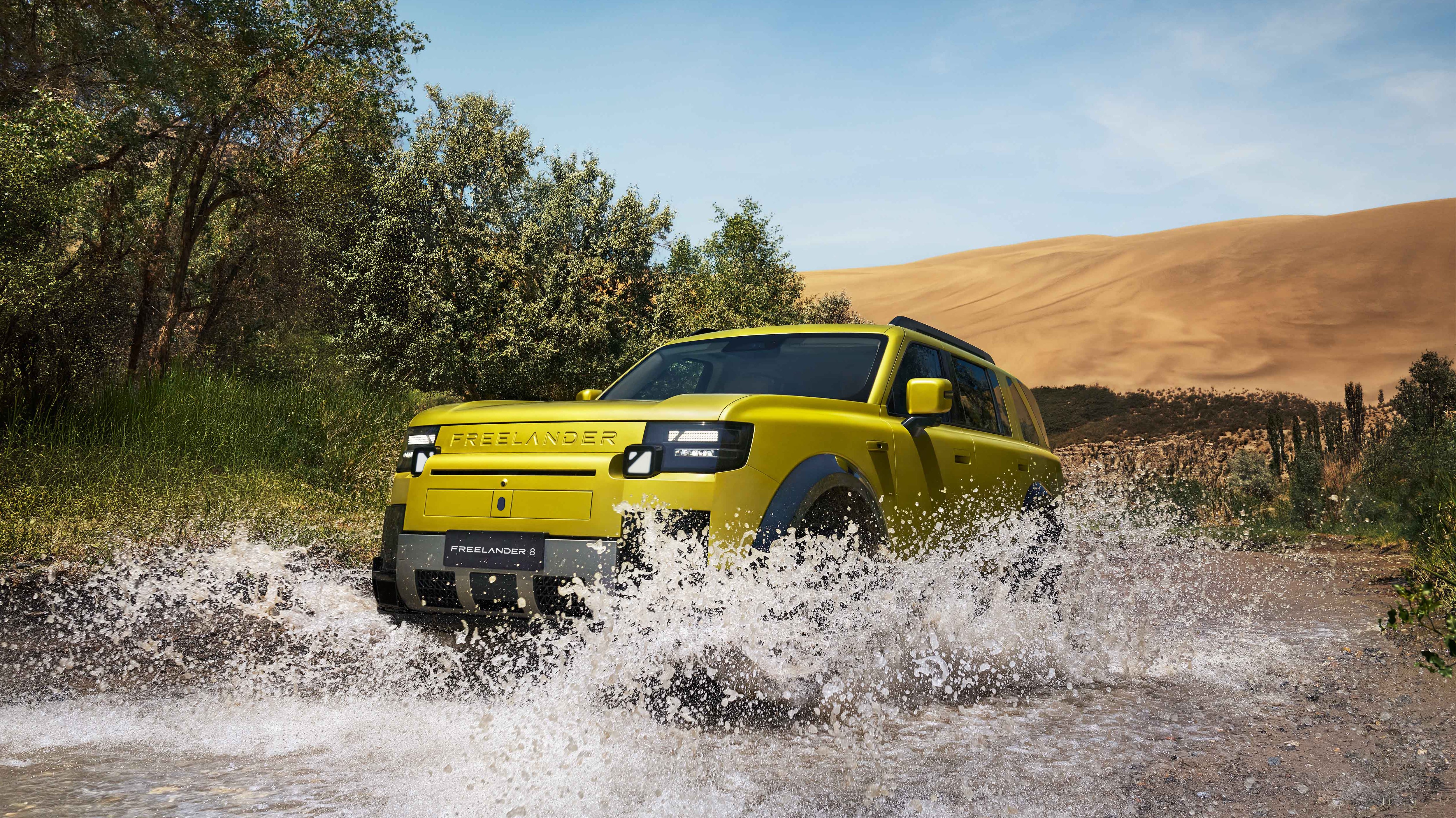 Image 1 FREELANDER 8 in a water crossing